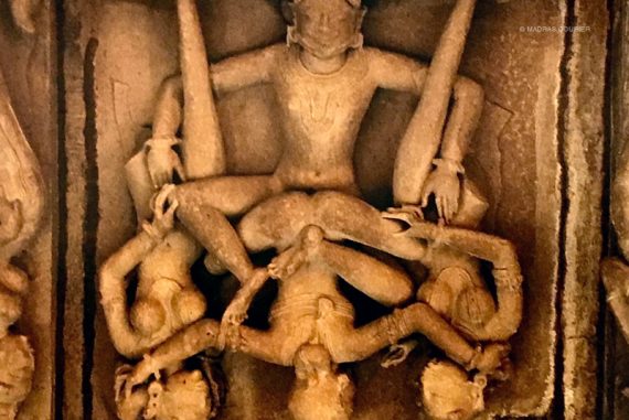 valentines_day_madras_courier_khajuraho