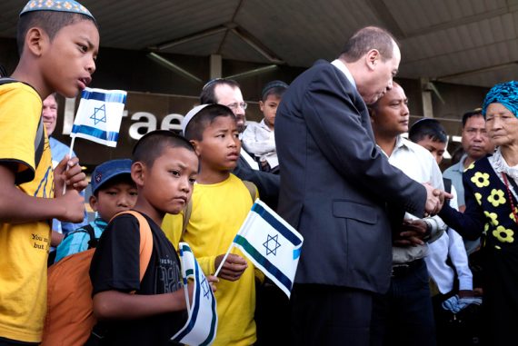 bnei_menashe_haaretz_madras_courier