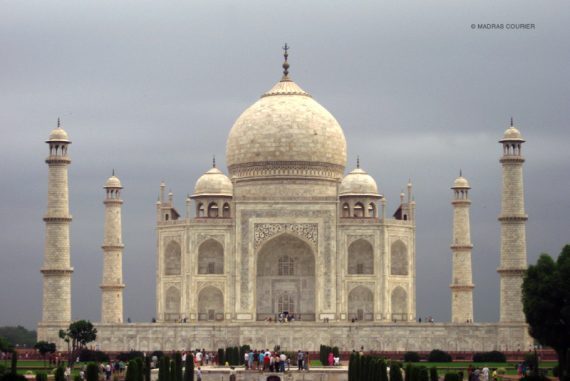 taj_mahal_sale_madras_courier
