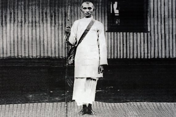 gandhi_aadhaar_madras_courier