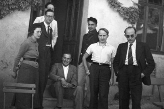 nicolas_bourbaki_madras_courier