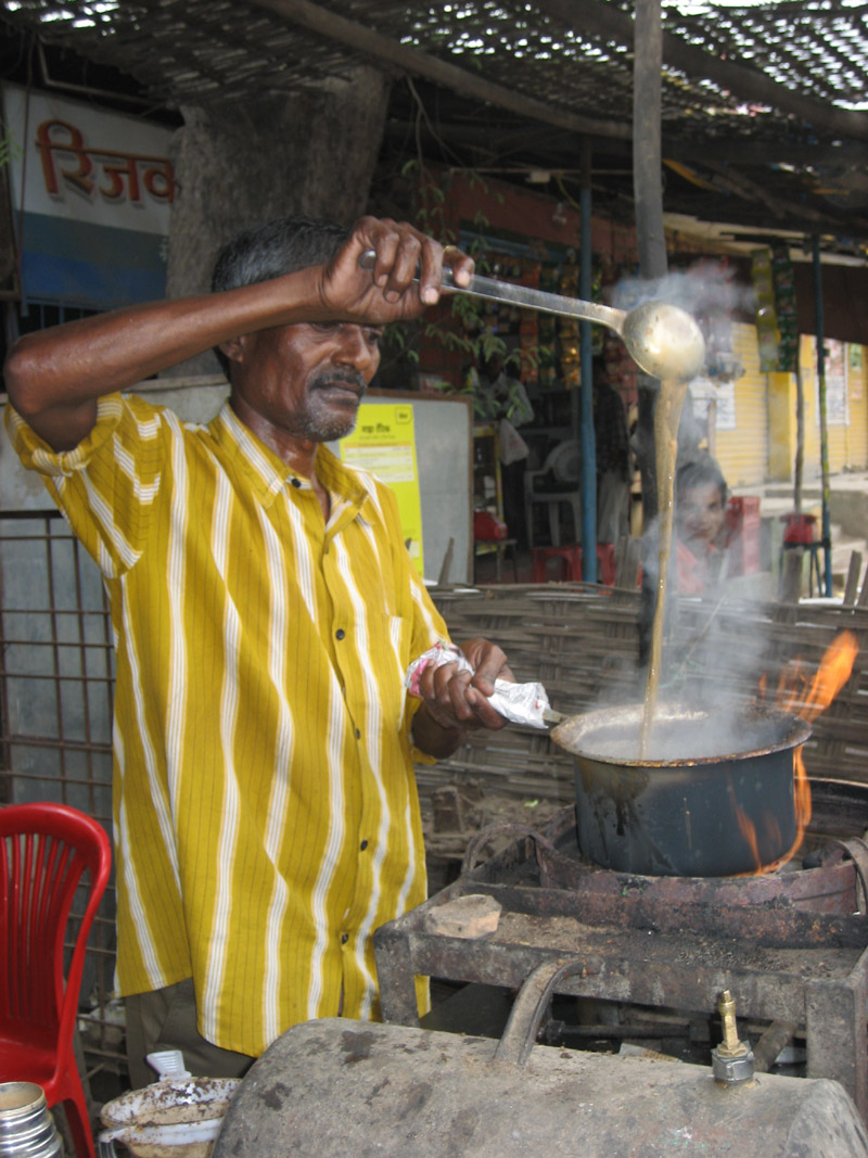 urban_poor_struggle_to_clean_cooking_madras_courier