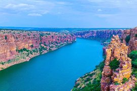 gandikota_canyon_madras_courier