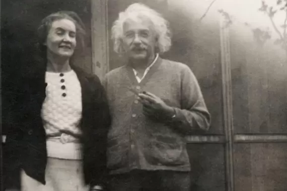 Einstein_Madras_Courier