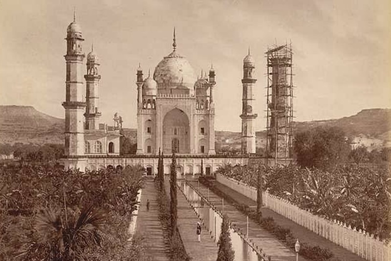 bibs-Ka-maqbara-madras-courier