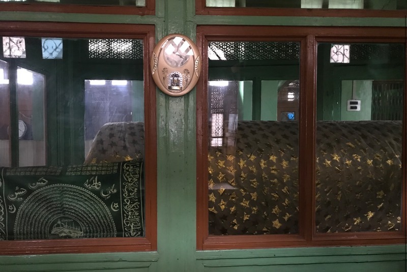 Roza-Bal-Shrine-Madras-Courier